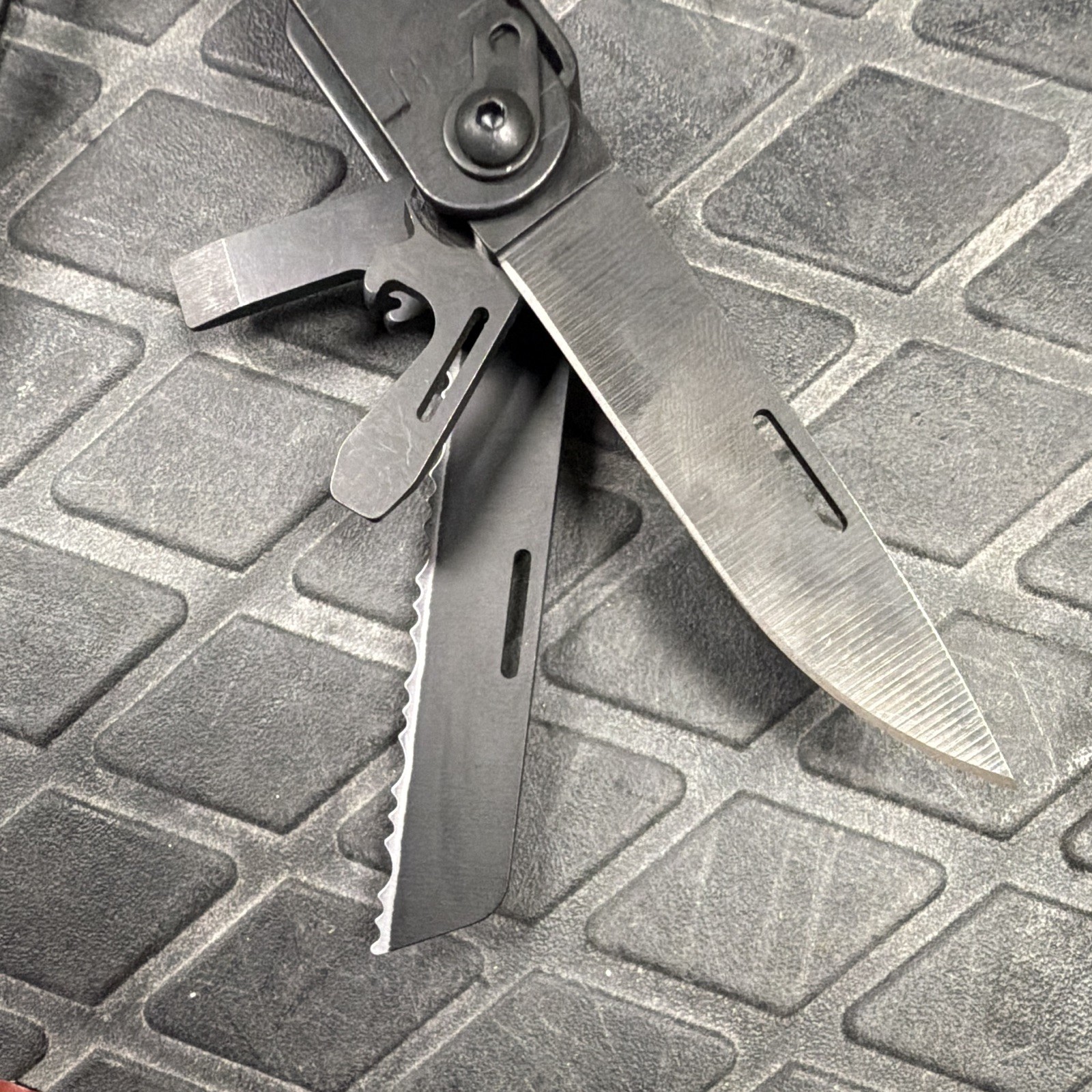 SOG PowerLock S60 18-Tool Multi-Tool Pliers Black w/ Sheath, 2in Blade