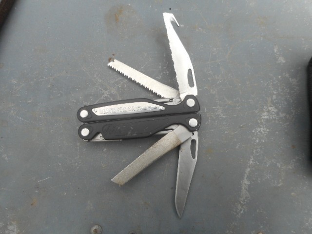 Leatherman Charge Pat Pend 154CM Multi-Tool USA With Leather Case And Bits