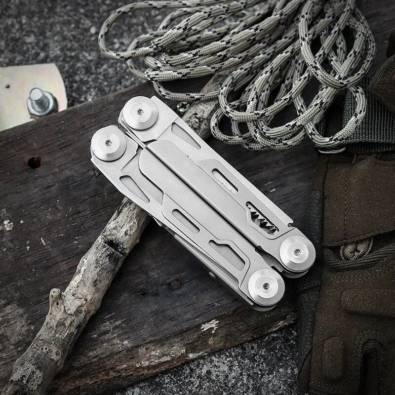 Multitool Plier Knife Screwdriver