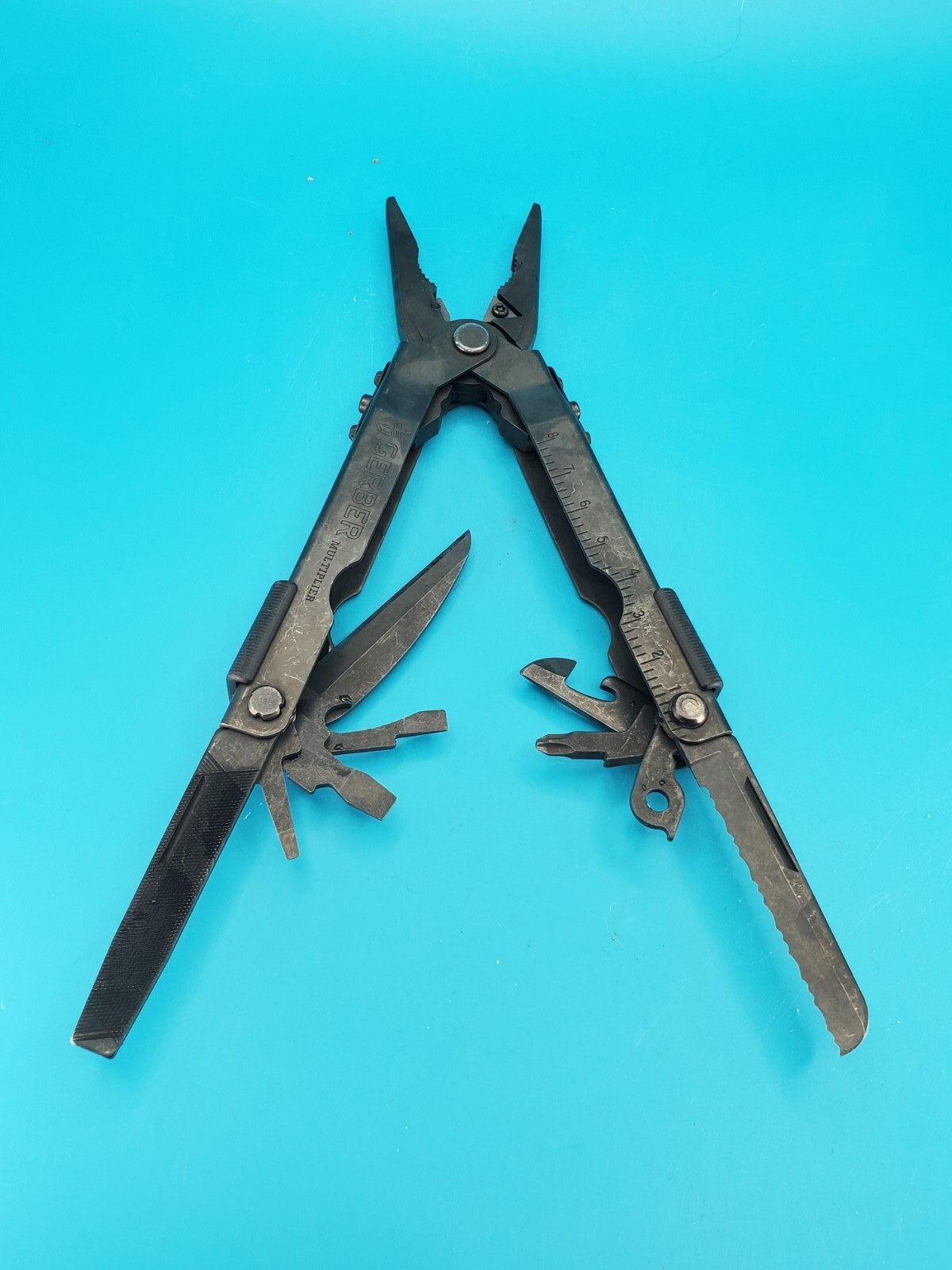 Gerber MP600 Black Oxide Multi-Tool Needle Nose Pliers!