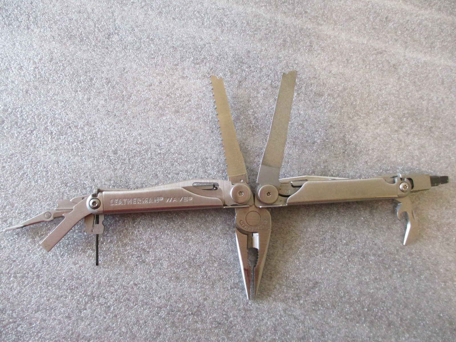 GERBER DIESEL MULTI-PLIER-2w/1 CASE+LEATHERMAN WAVE MULTI-TOOL & CASE-EXCELLENT!