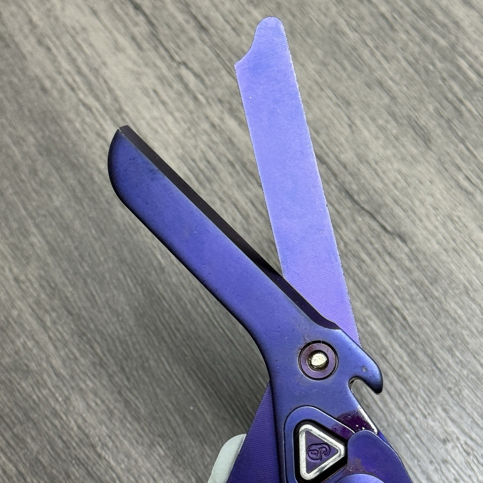 Leatherman Raptor Glow Limited Edition Raptor Purple Raptor Purple Glow 300/500