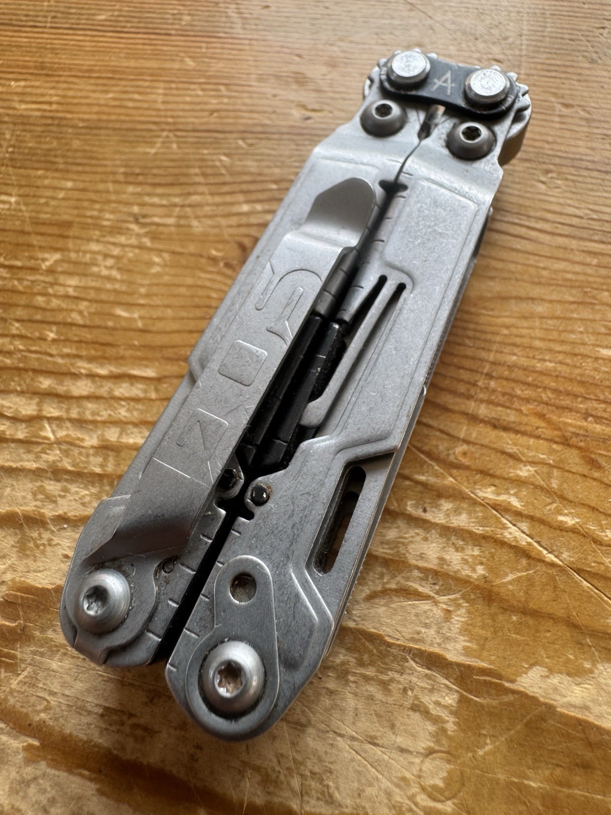 SOG PowerPint Multi-Tool