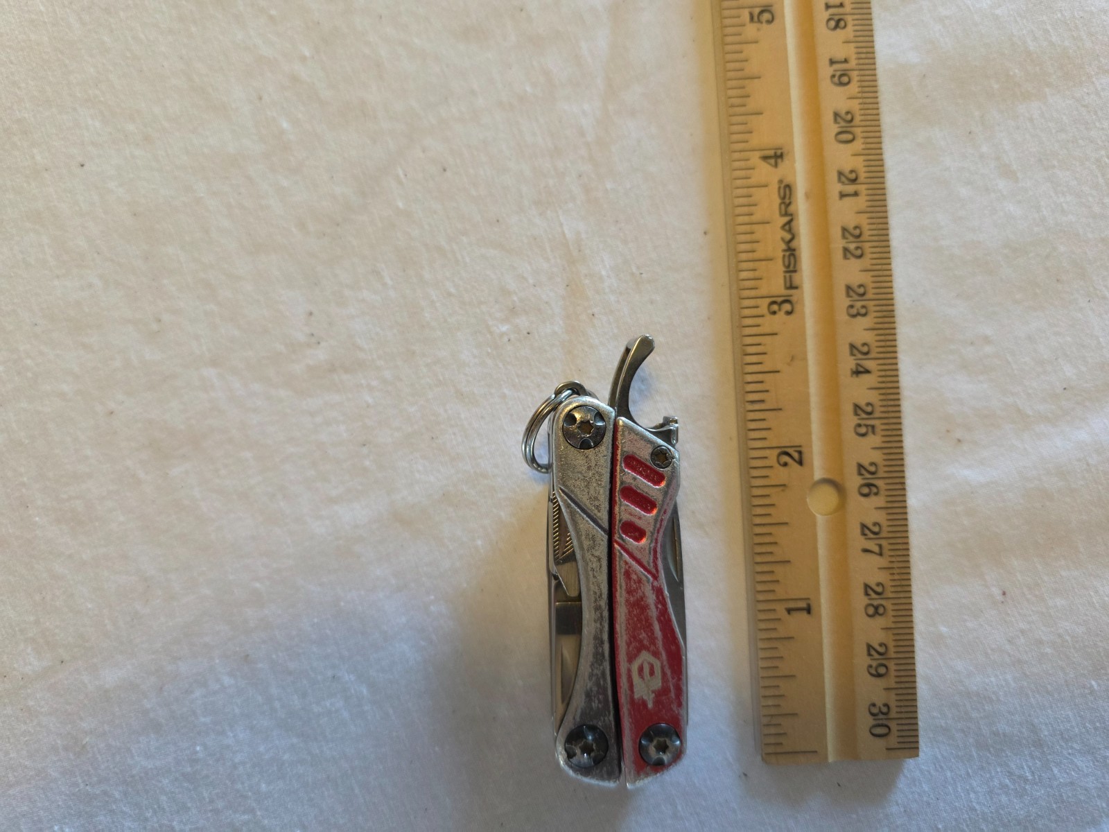 MT2601-019 – 4x Gerber Mini Multi-Tools + Case Free Shipping Used