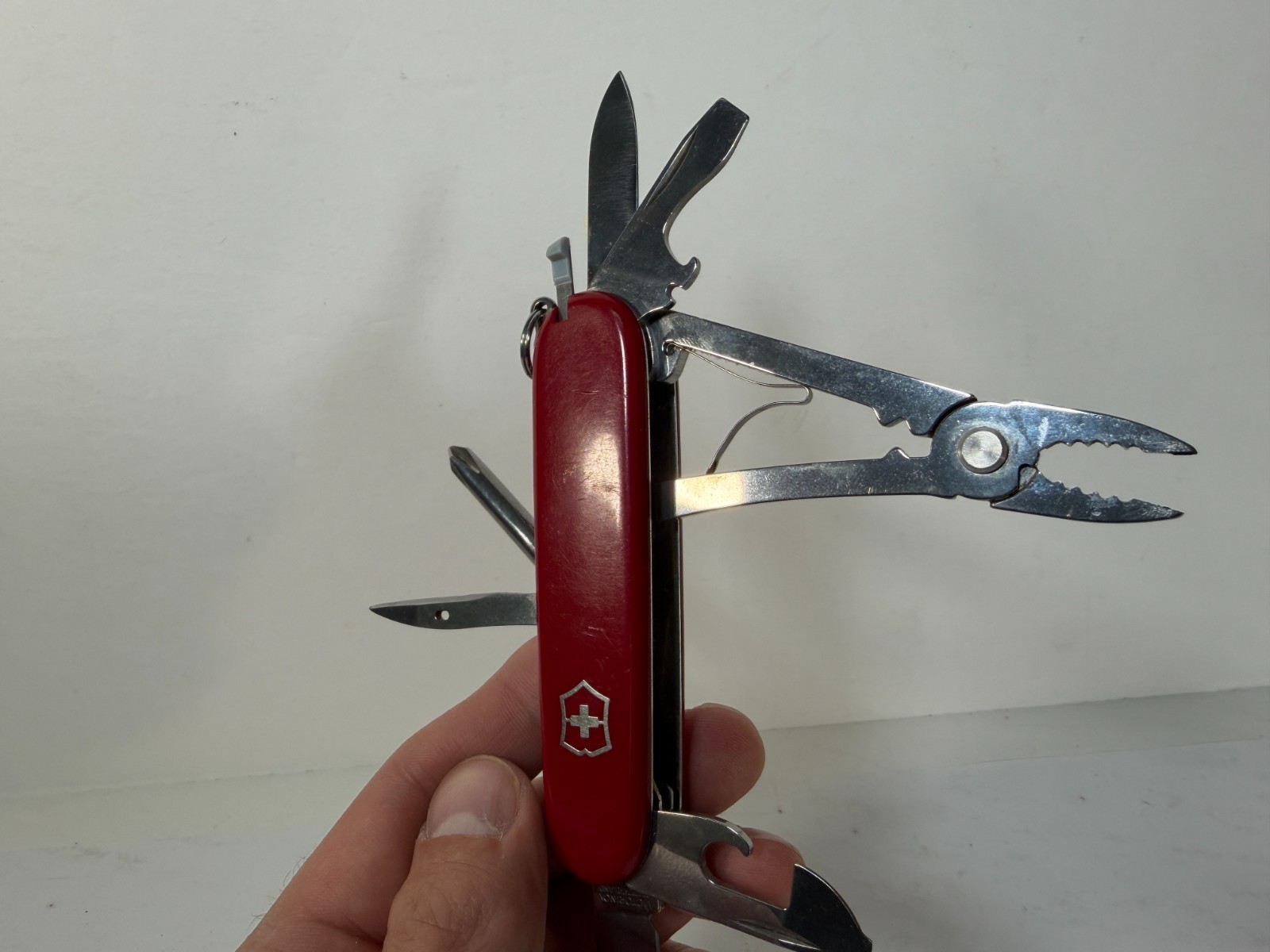 Officer Suisse Swiss Army Style Multi Tool Pocket Knife Red Folding Knife