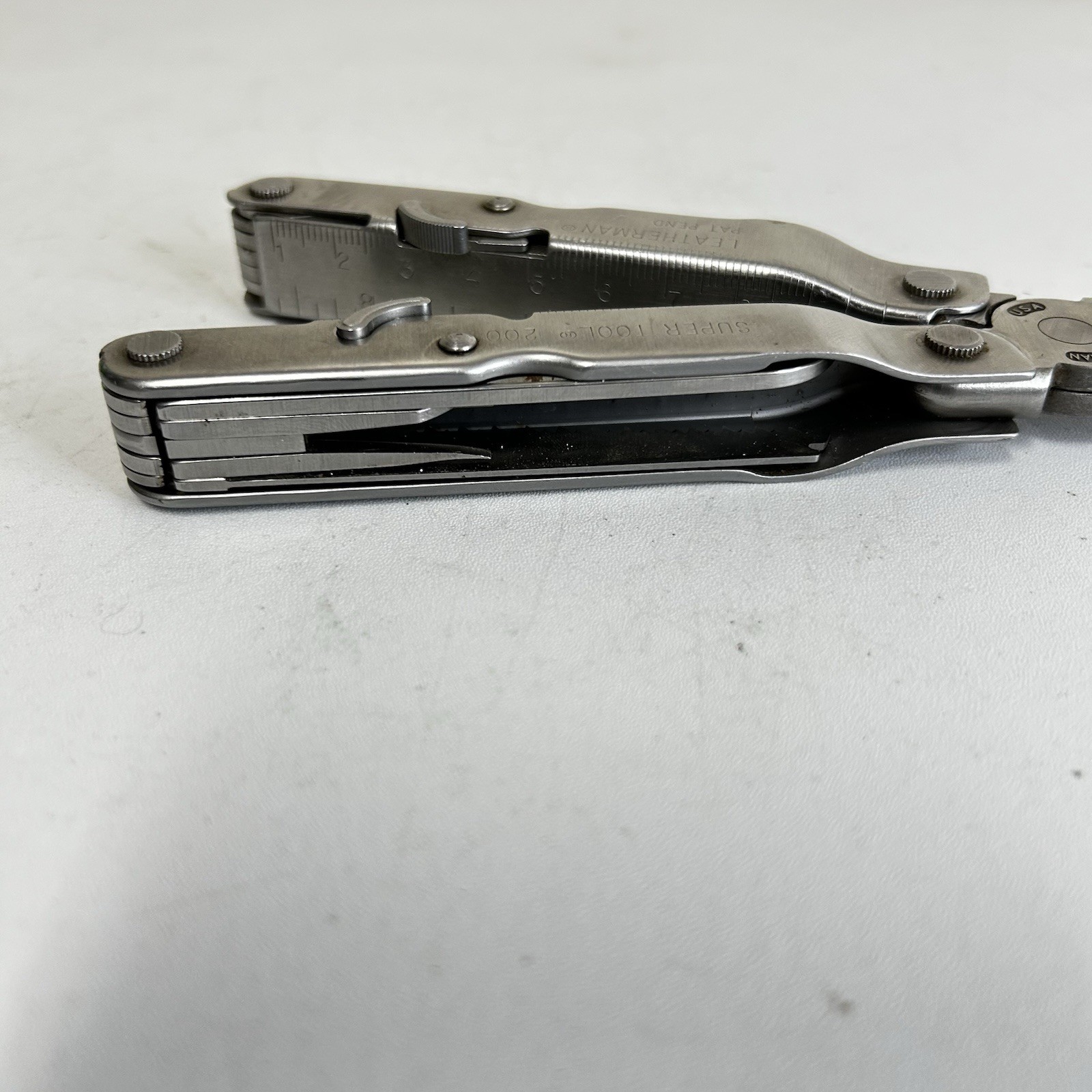 Leatherman Super Tool 200 Multitool