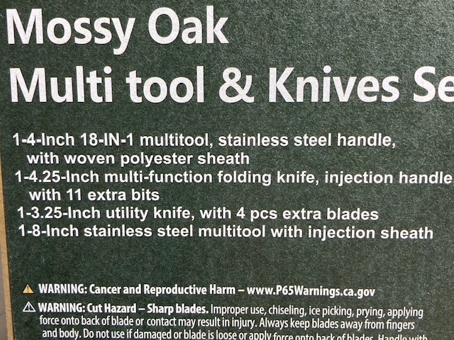 Mossy Oak 18-in-1 Stainless Steel Multi-Tool & Folding Knives Set T2412Q8-03