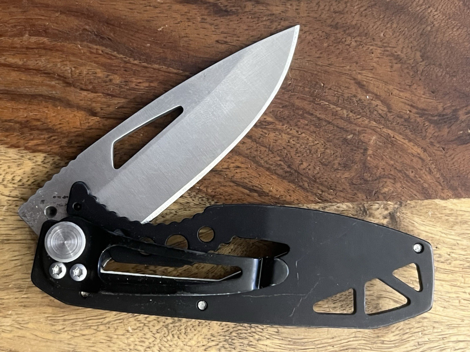 Snap-On BLACK /RED Pocket Knife SUPER NICE!! TSA Confiscated ~TASKCo