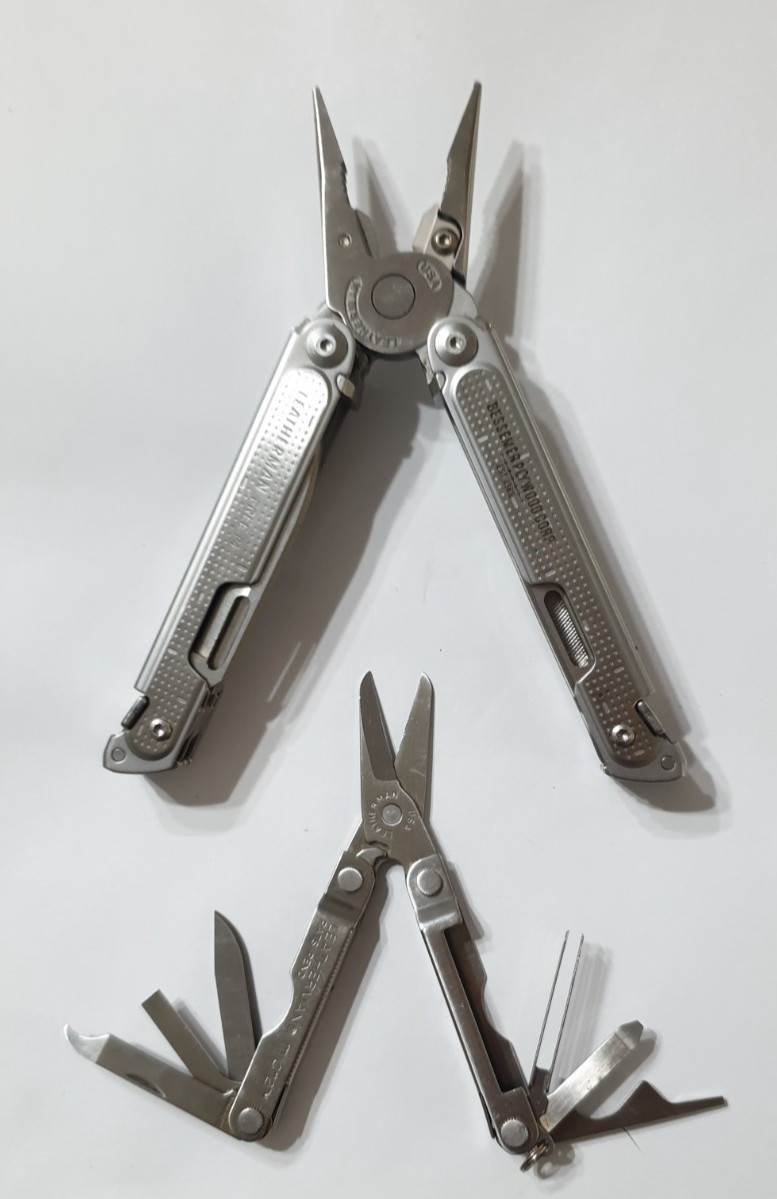 🔥🔥🔥 Leatherman Rare Retired Free P4 One Hand Opening + Micra Multi Tool