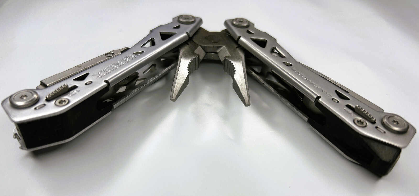 GERBER Suspension NXT Multi-Tool with Pocket Clip and 15 Funct