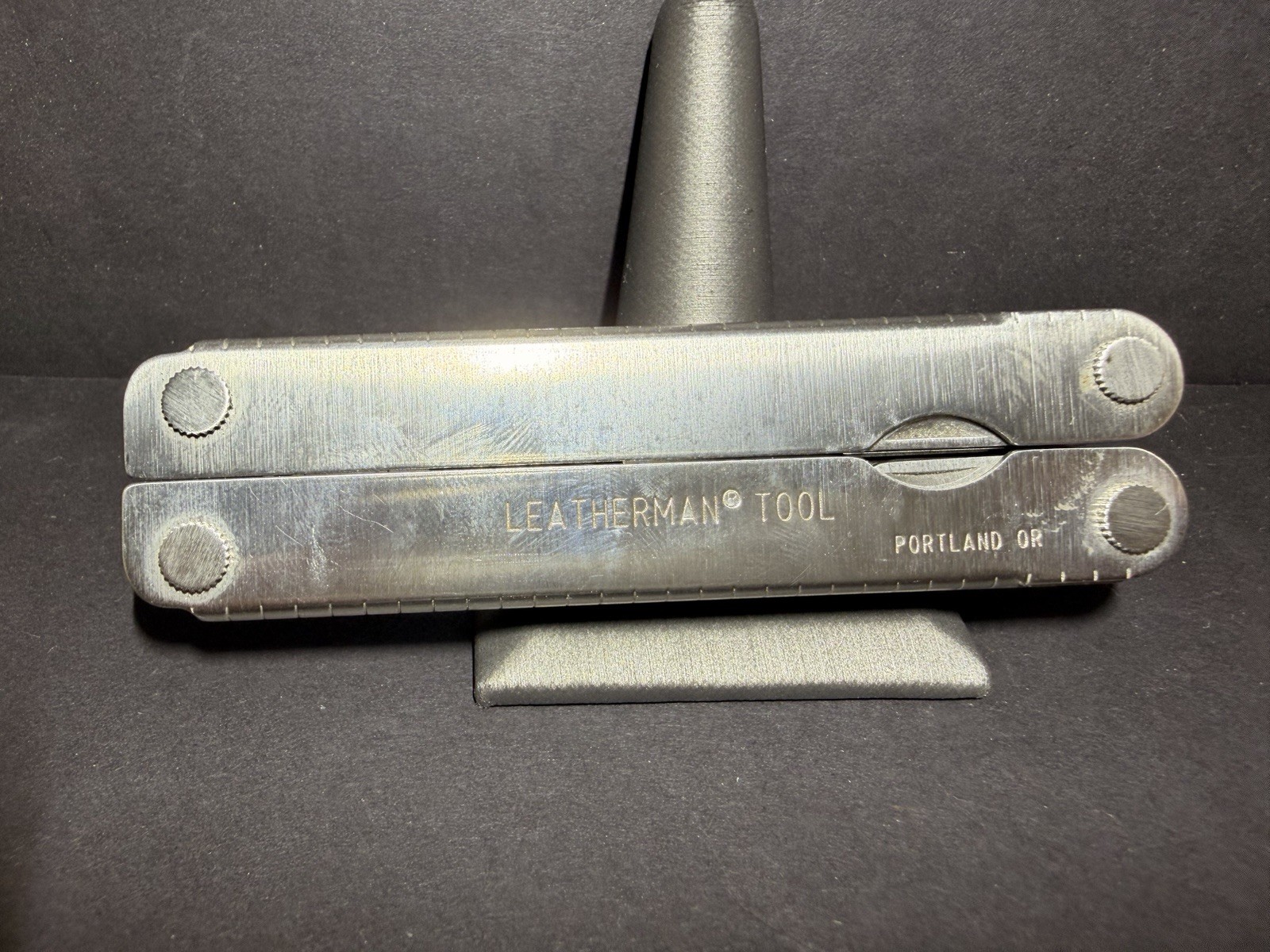 VINTAGE LEATHERMAN MULTI FUNCTION SUPER TOOL (Knife) PORTLAND, OR.
