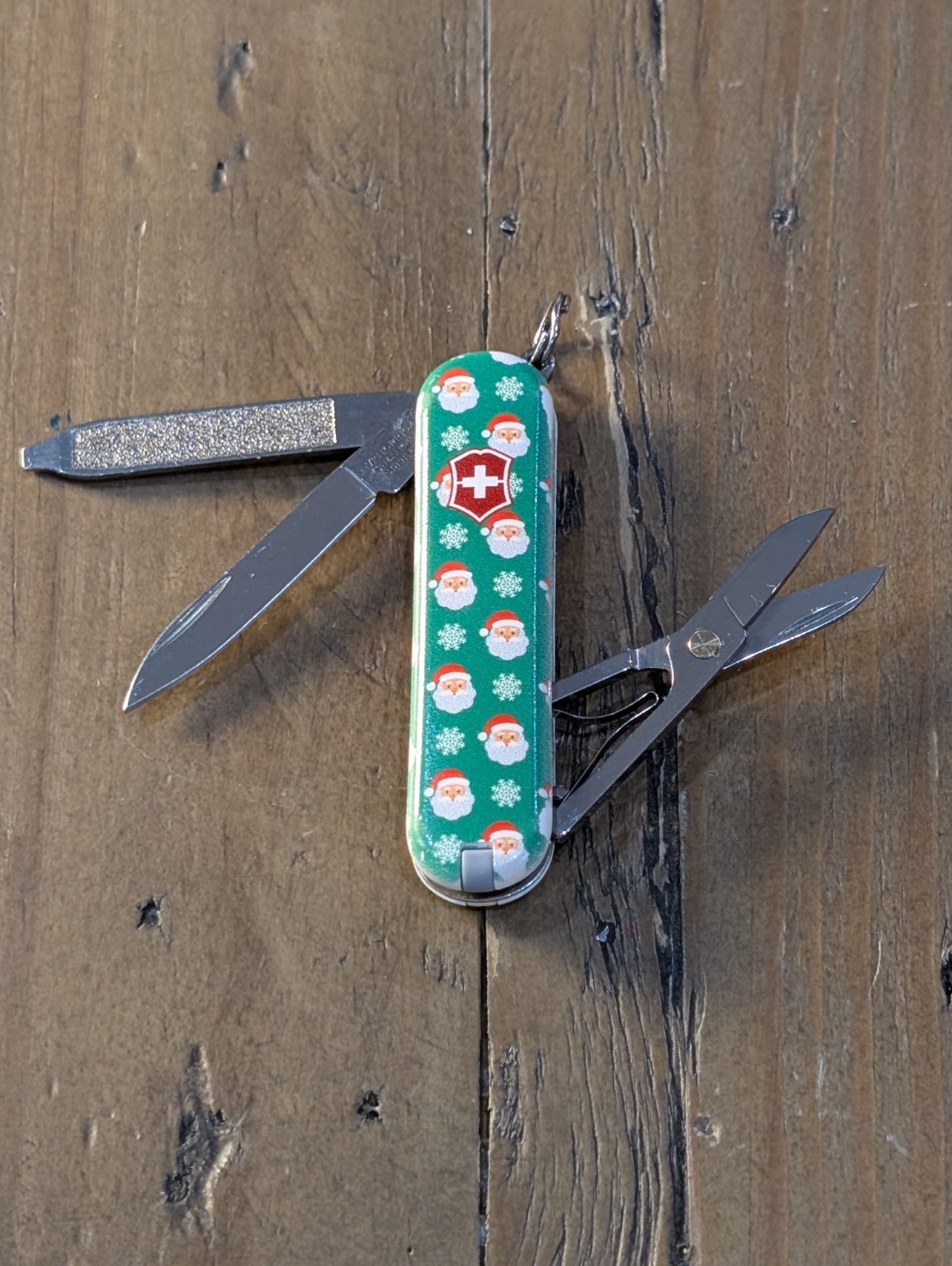 Victorinox – Merry Christmas SMNW – Classic SD Swiss Army Multi-Tool – BS-54