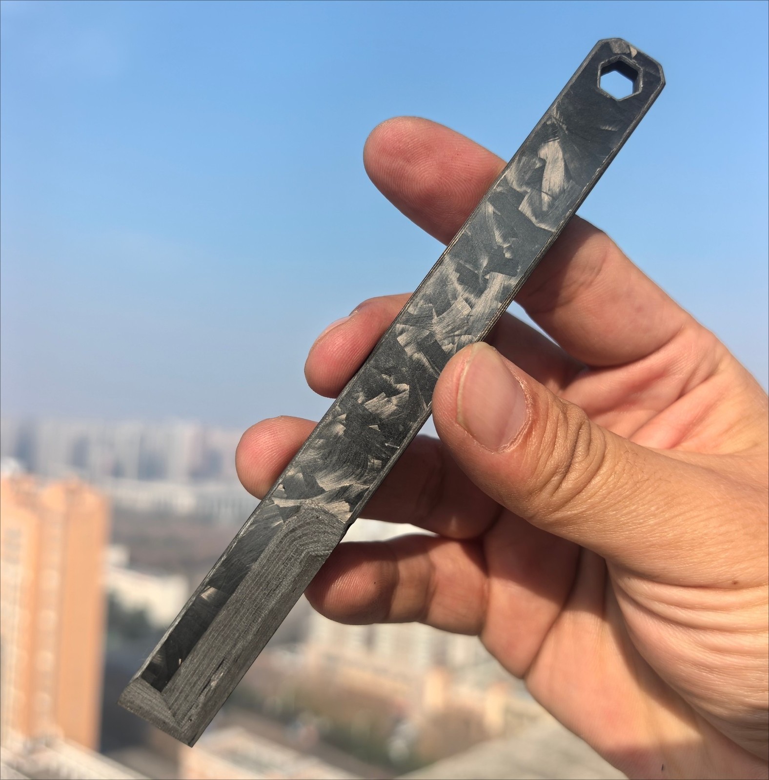 Carbon fiber Tool – Non Metallic EDC