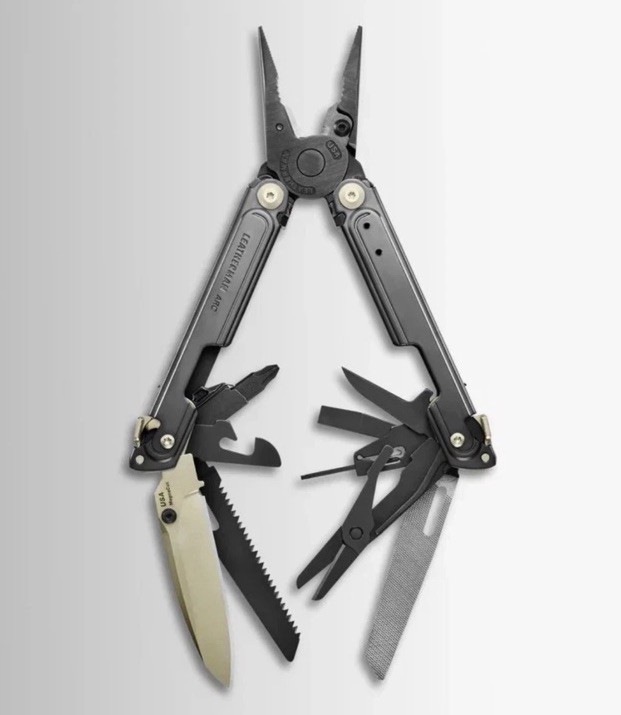 NEW Leatherman Arc Obsidian Multitool Limited Edition With Leather Sheath
