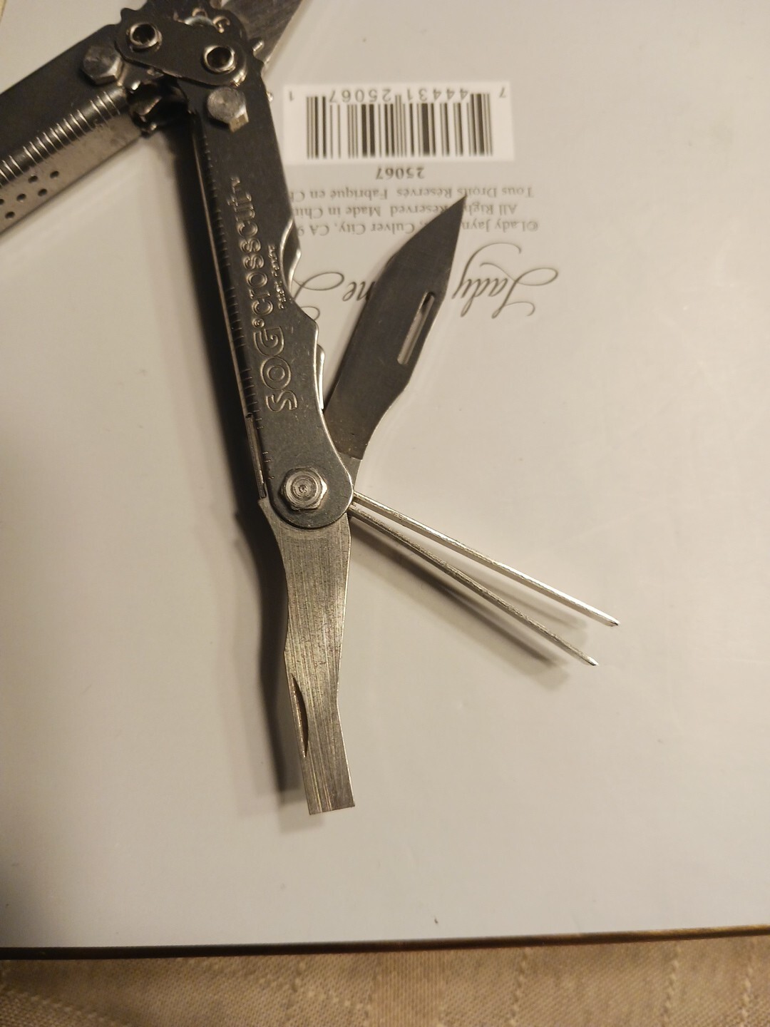 Sog Crosscut Multi-tool