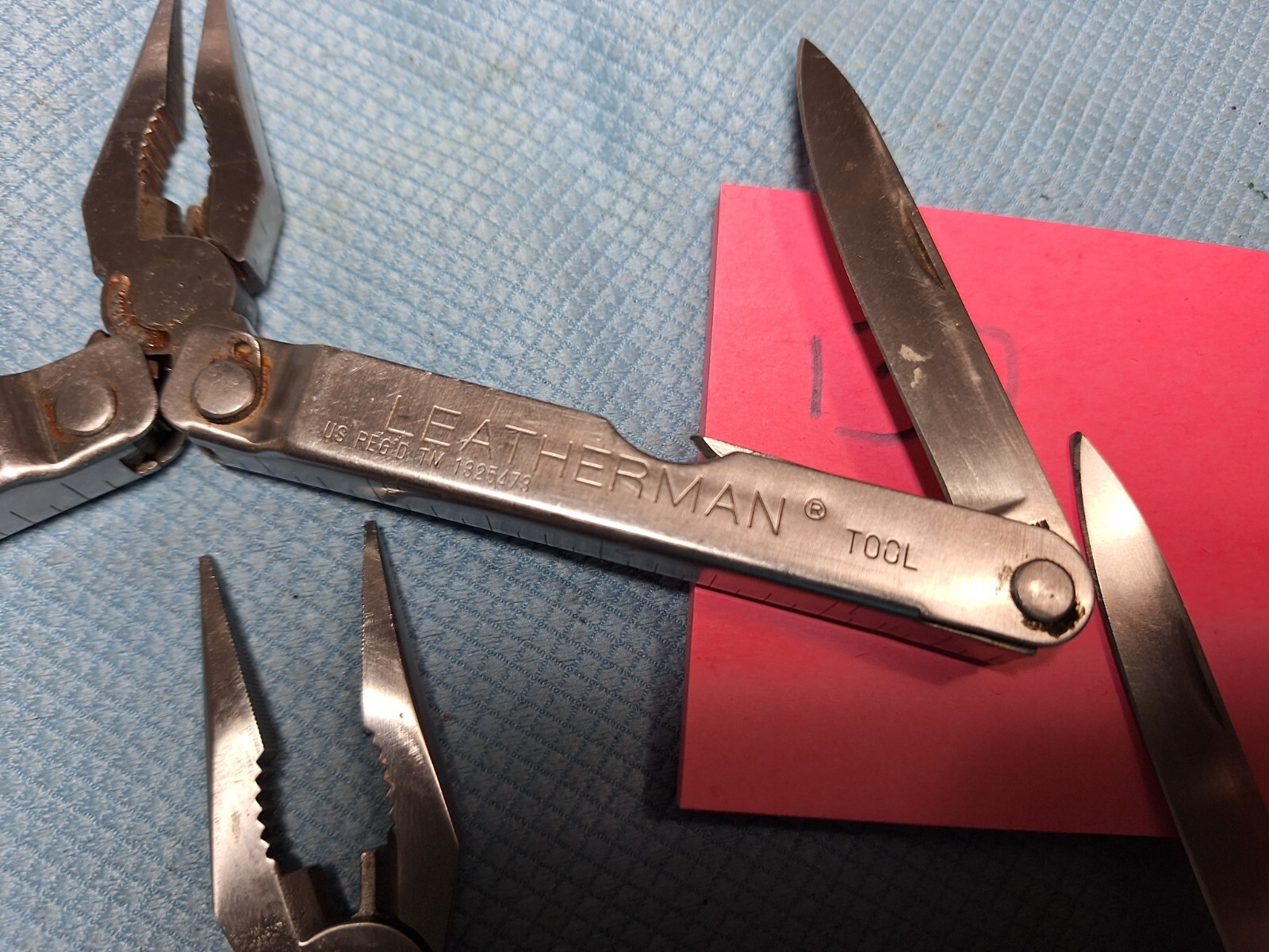 2 RARE LEATHERMAN ORIGINAL PST Multi Tools Knife BIG LETTERS Lot 130