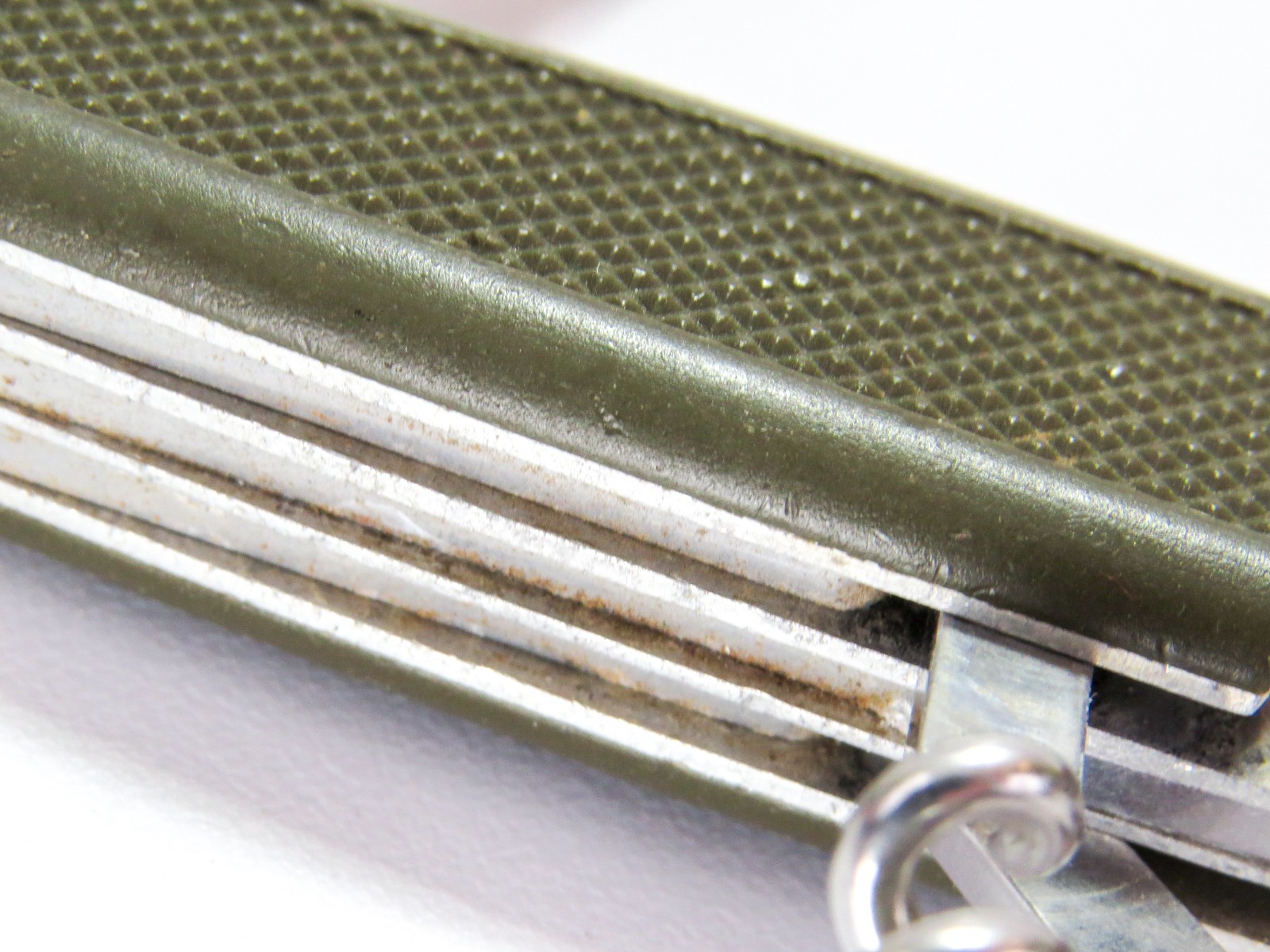 Victorinox 108mm Mauser Swiss Army 5-Blade Pocket Knife – Broken Saw Blade