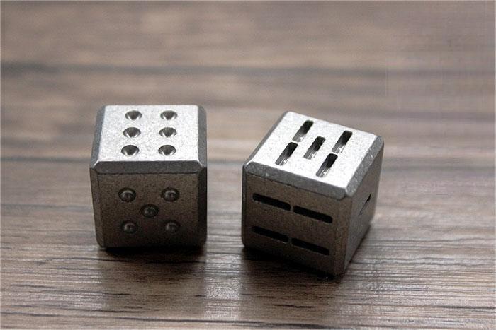 1PC Solid TC4 Titanium Dice EDC Toy Bar Entertainment Reusable Metal Ice Cube