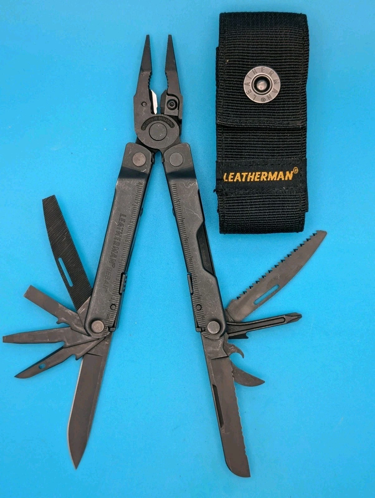 Leatherman Rebar Multi-Tool! Free Shipping! BLACK OXIDE! WITH SHEATH!