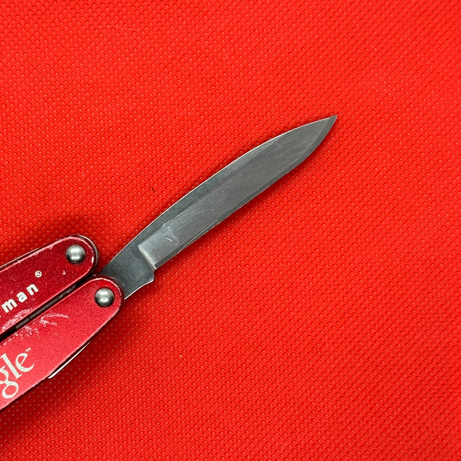 Red “Google” Leatherman Juice C2 Multitool. Discontinued/Retired **READ**