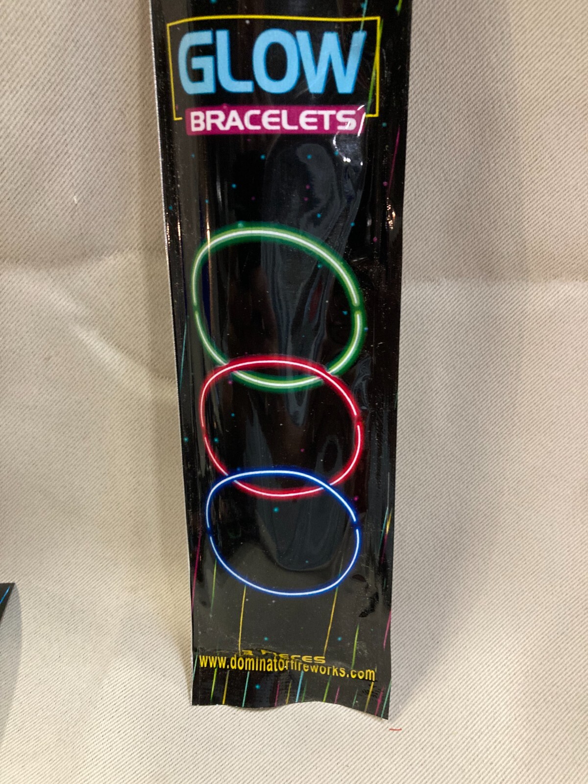 GLOW BRACELTS 10 packs of 3
