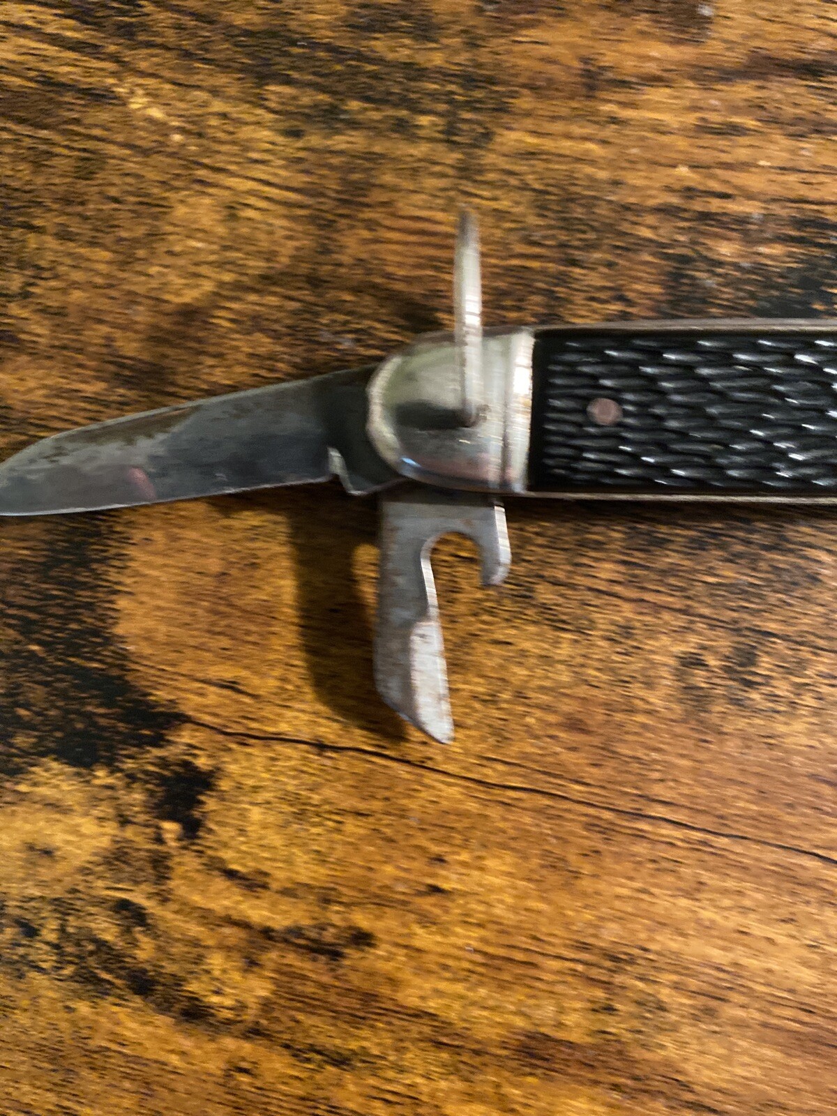 The Ideal Camper Knife-multi Tool