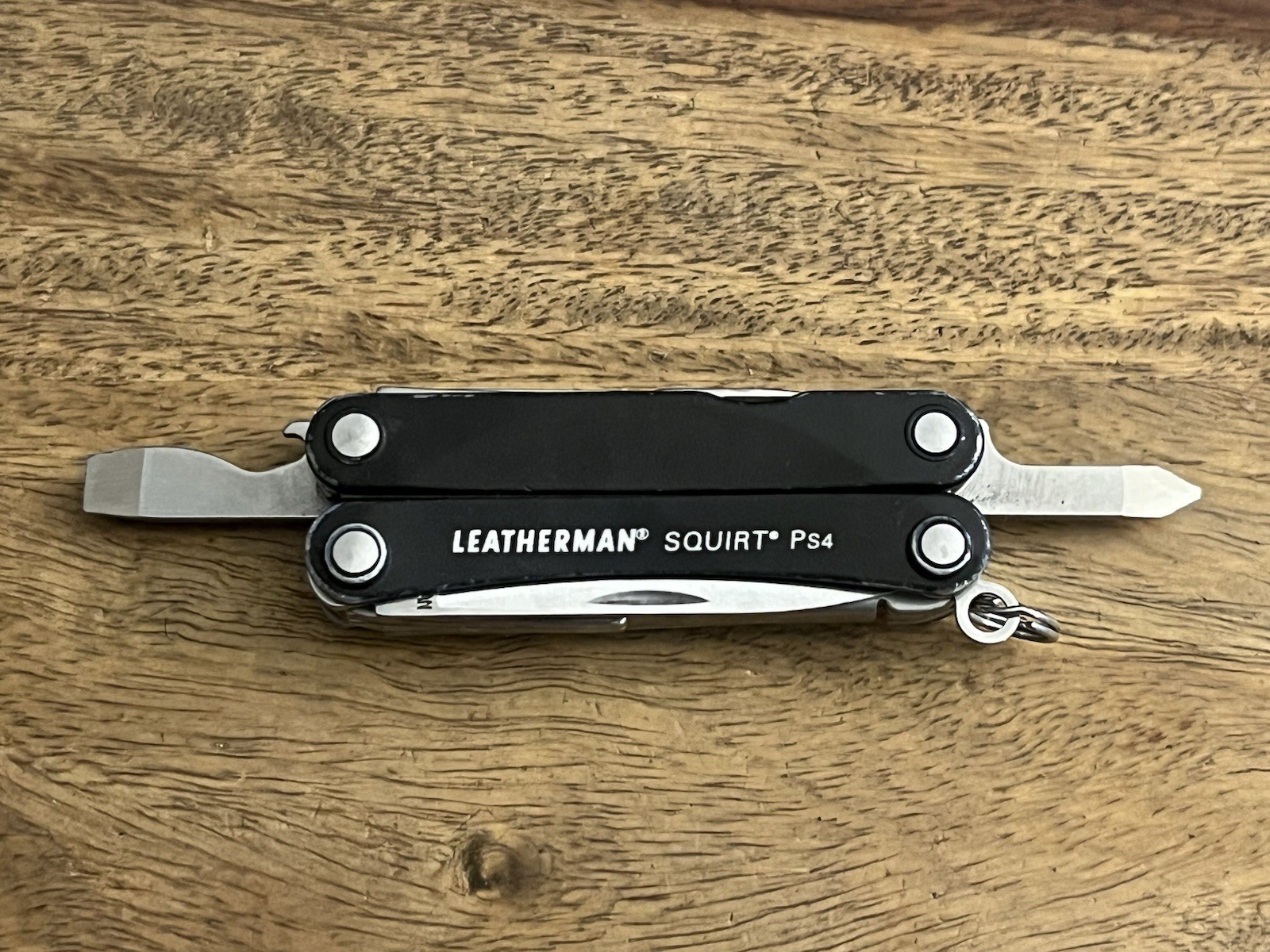 RETIRED Leatherman Squirt PS4 MultiTool Black DISCONTINUED SUPER NICE!
