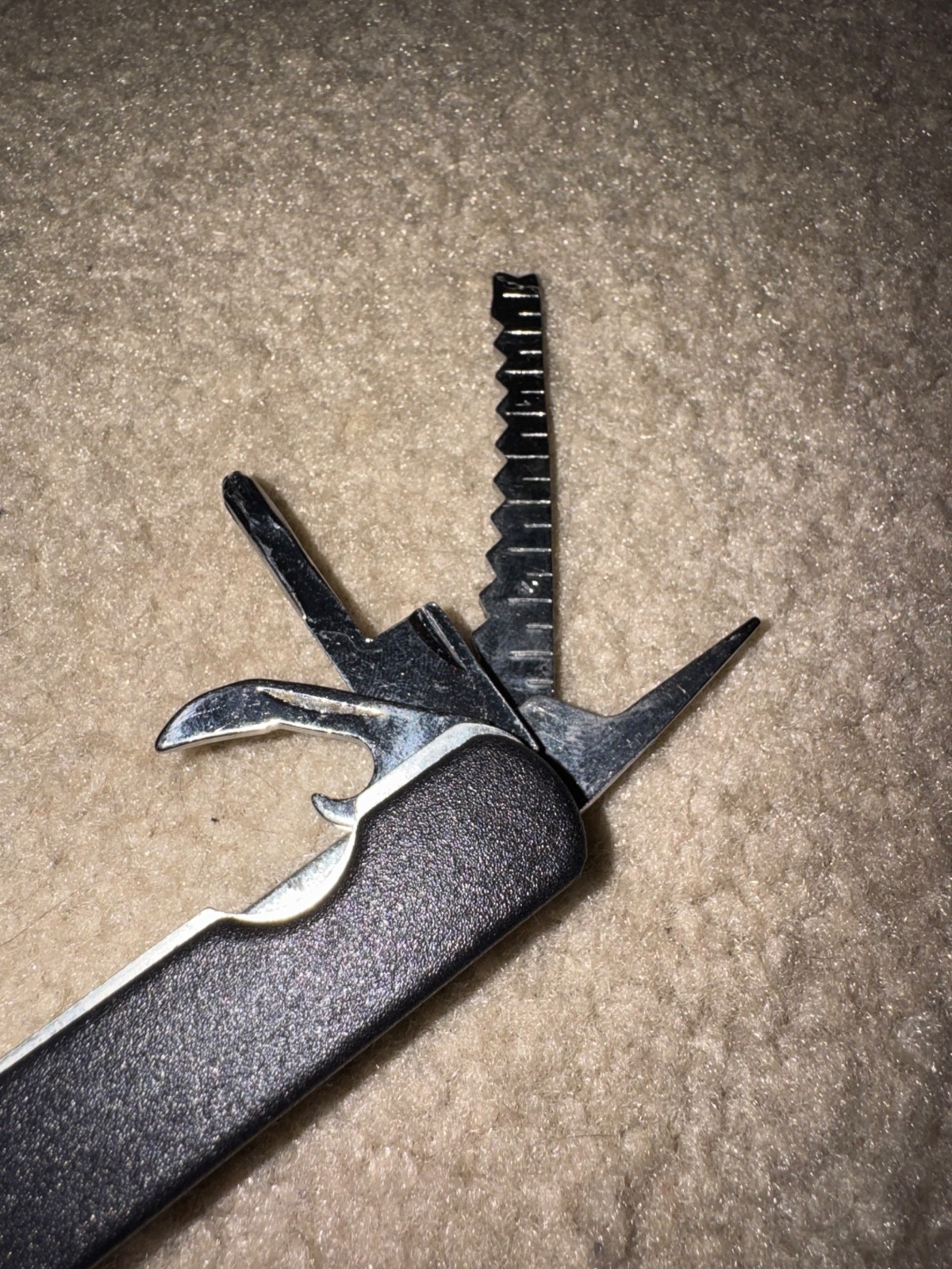 Vintage Multi-Tool 9 in 1 Recoil Tool with Case Black Knife Pliers Screwdriver