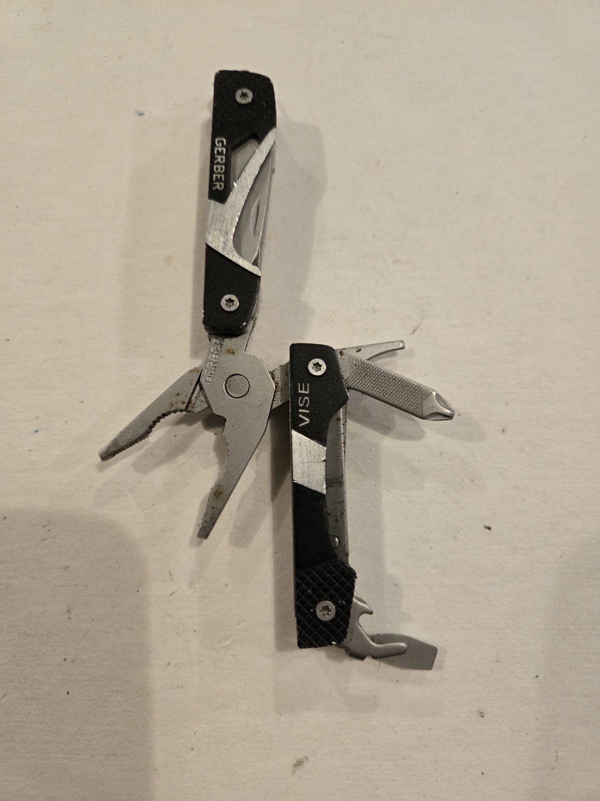 Gerber Vise – Pocket Multi-Tool – Black Stainless Steel