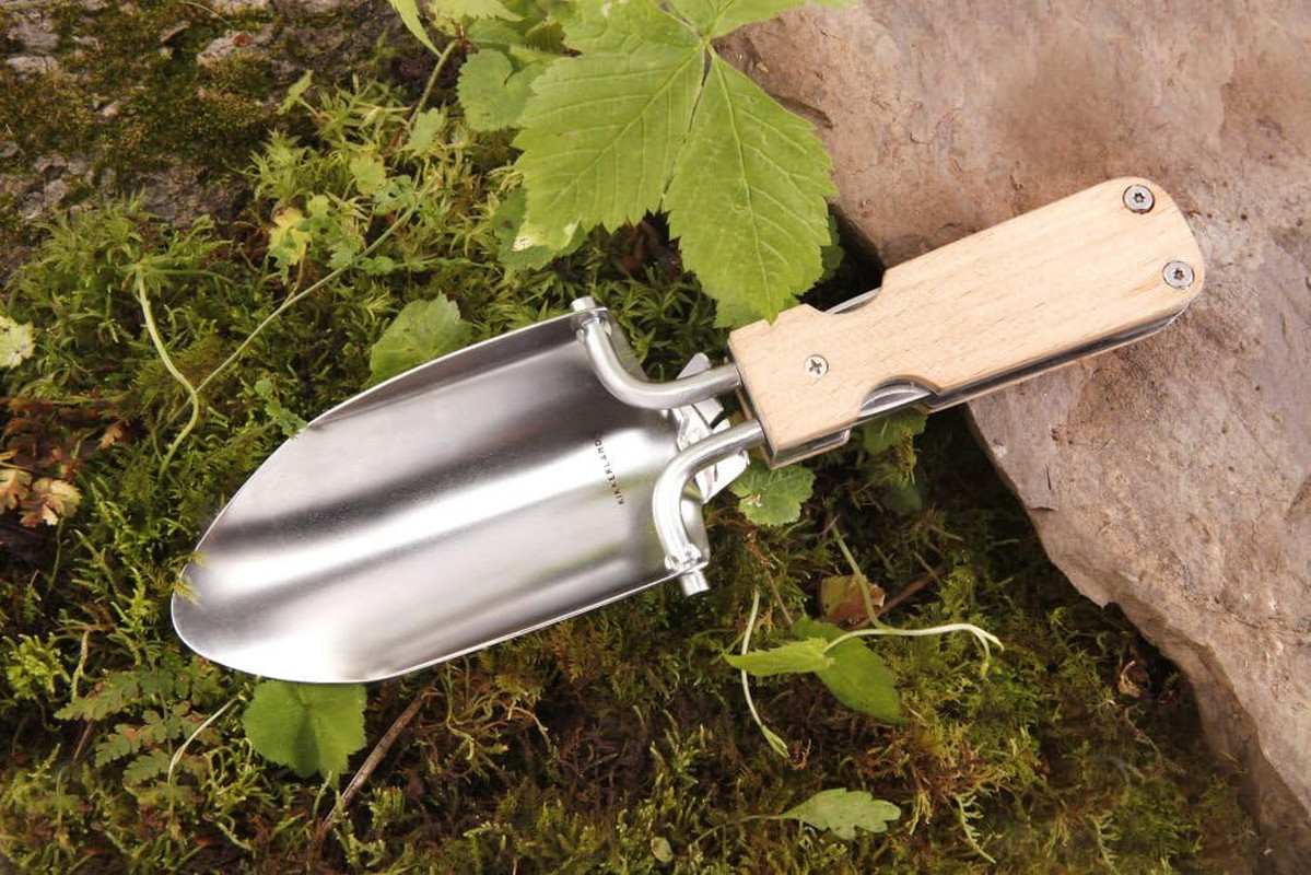 CD518 Beige Pocket Trowel Multi-Tool for Versatile Outdoor Use