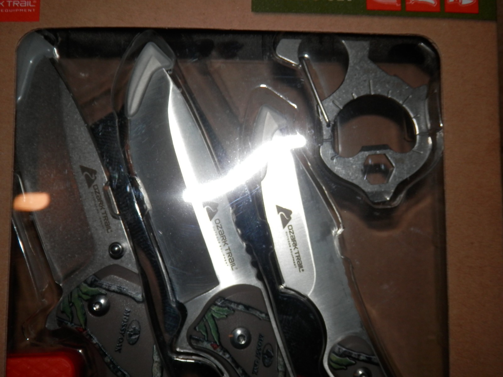 Ozark Trail 6 Piece Combo Knife set Sharpener 7-1 multi-function tool & more