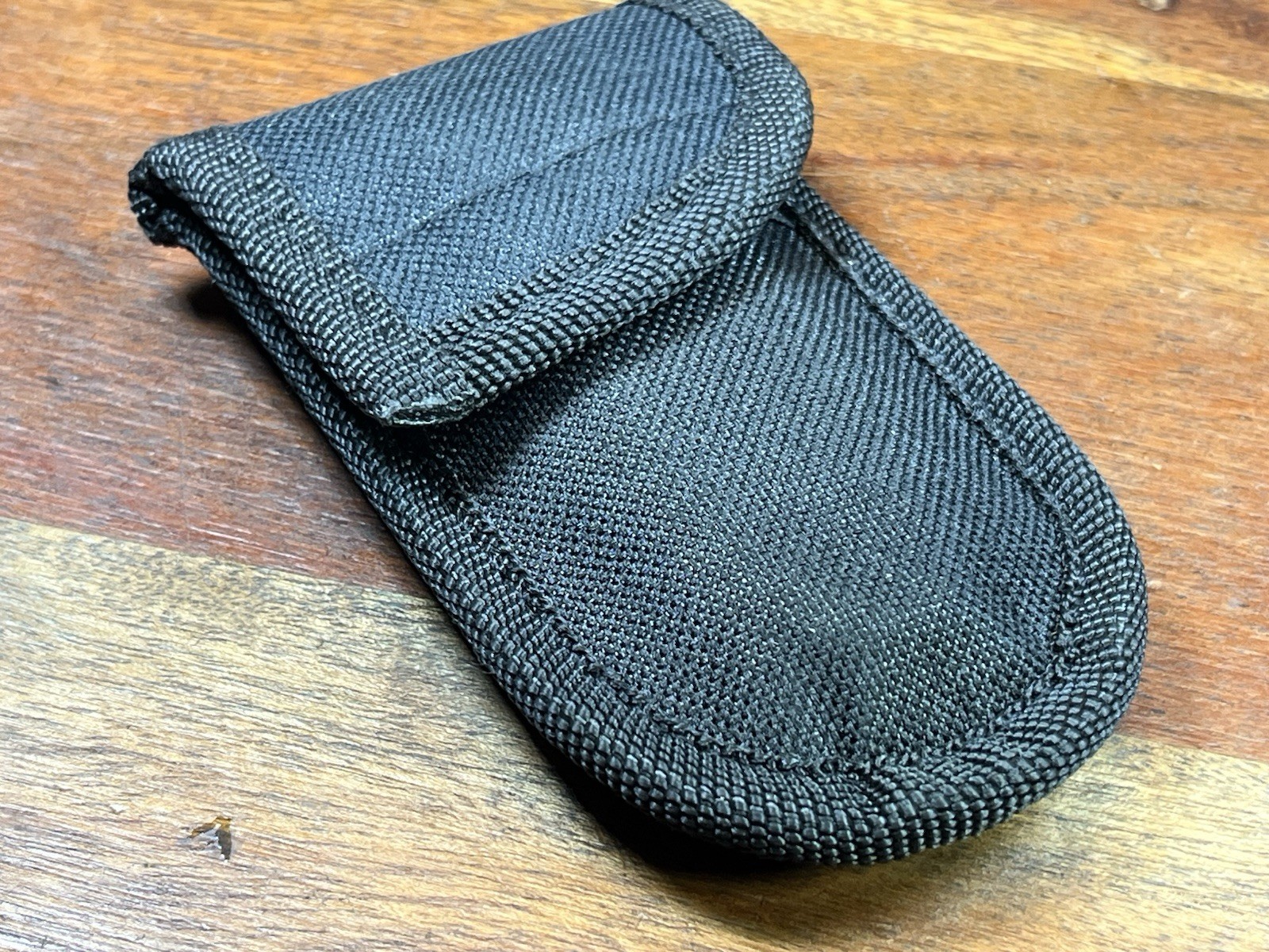 Schrade Black USA ST2 Multi-tool Tough Chip Compact / Mini Tool