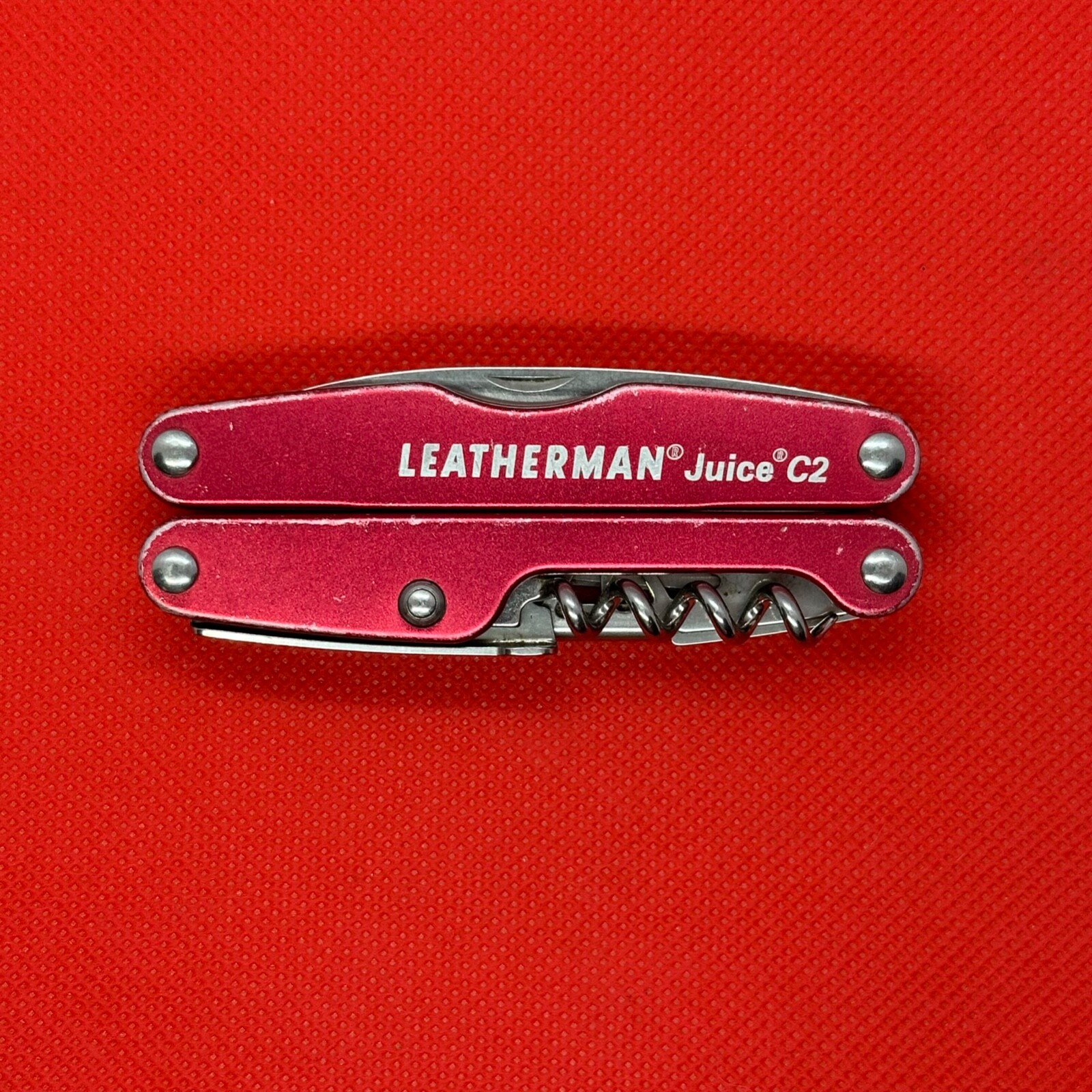 Retired Gen 1 Red “Carolina Hurricanes” Leatherman Juice C2 Multitool. **READ**