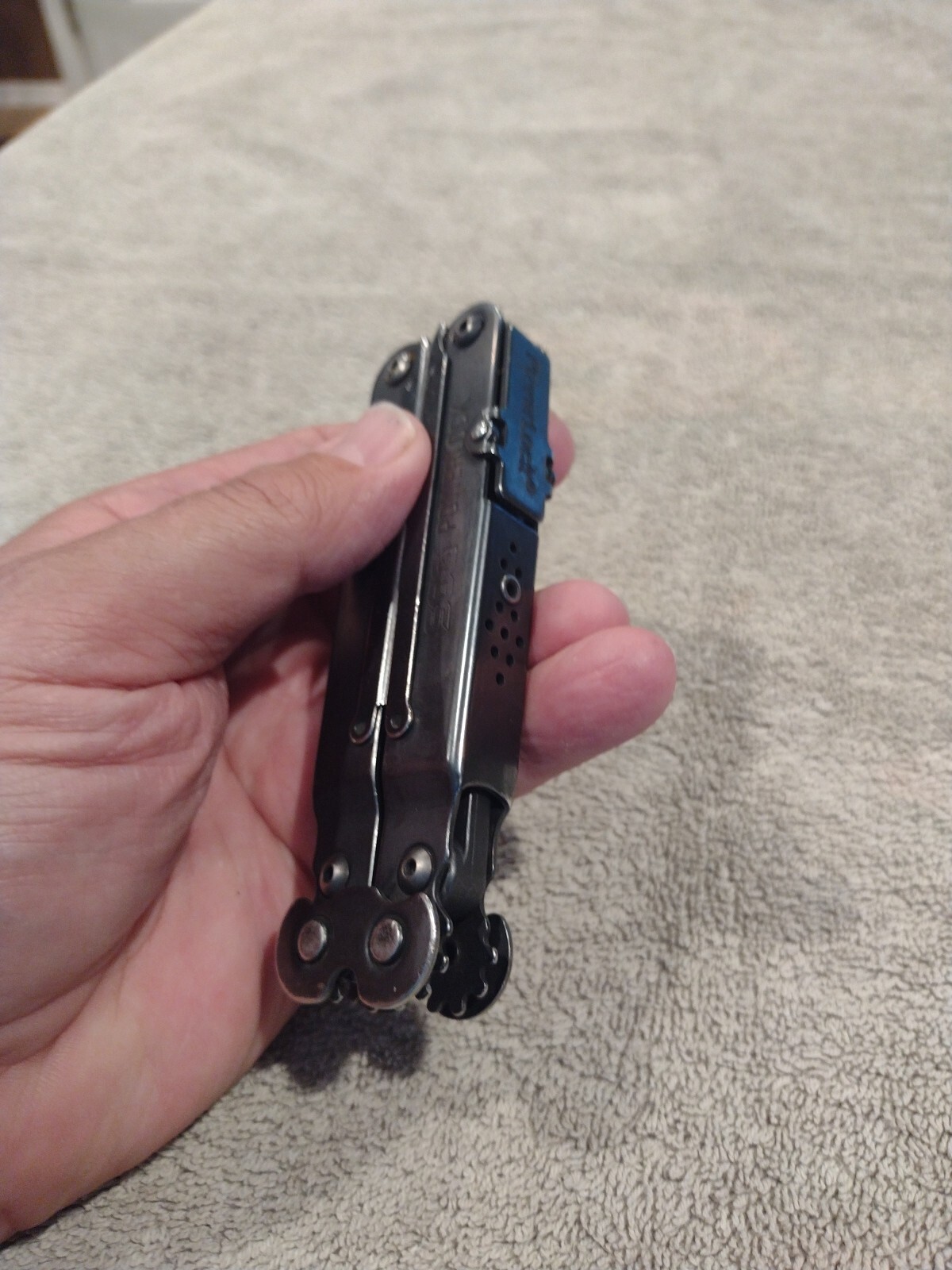 SOG Black Stainless Steel PowerLock Excellent Condition