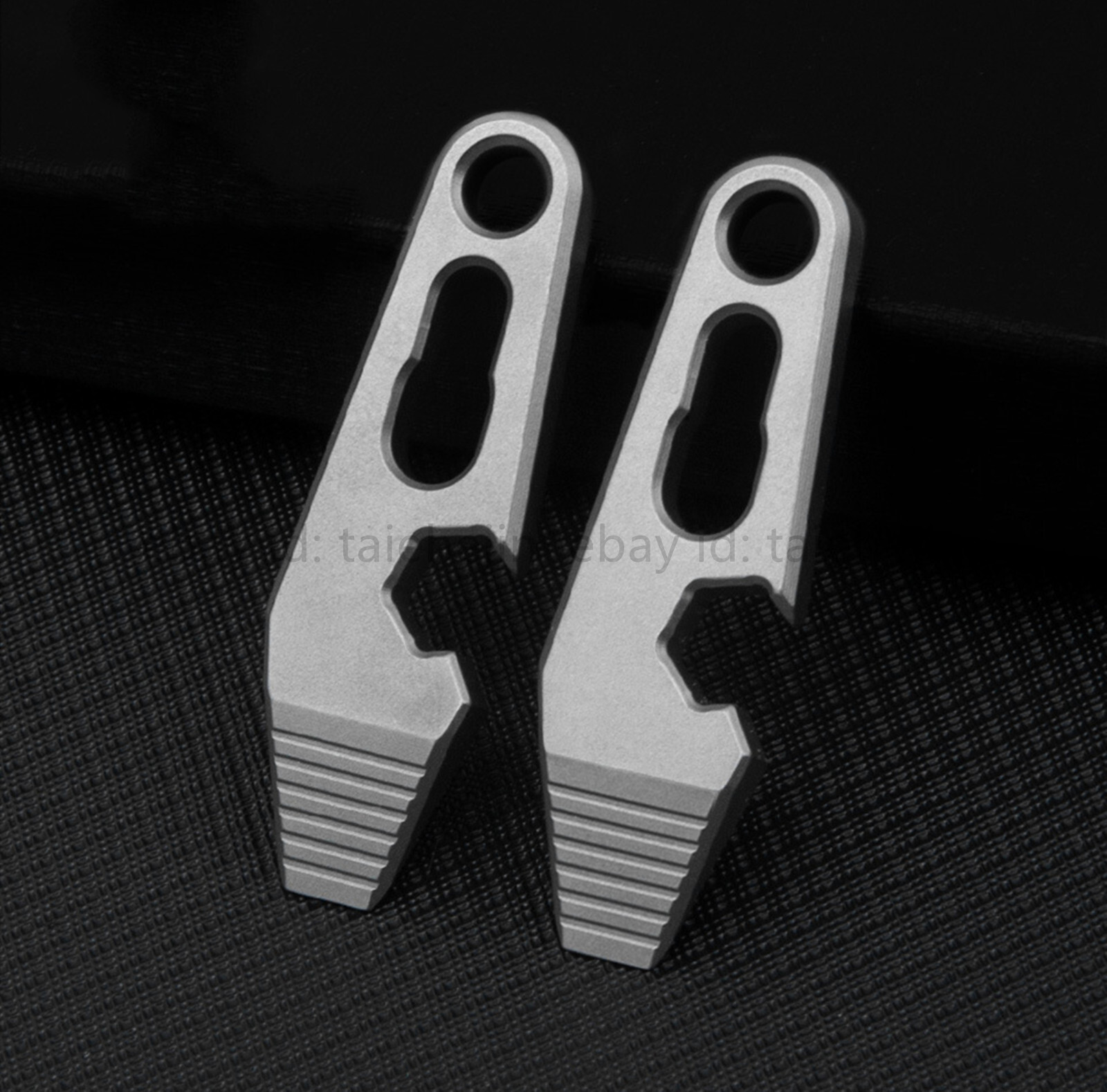 2 Pcs EDC Mini Titanium Alloy Pocket Pry Bar Crowbar Opener Keychain Multi Tool