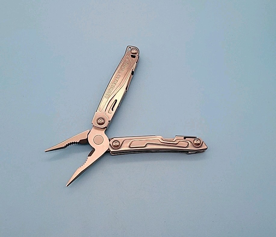 Leatherman Bolster Multi-Tool – Pliers, Knife, File, Screwdrivers, Bottle Opener