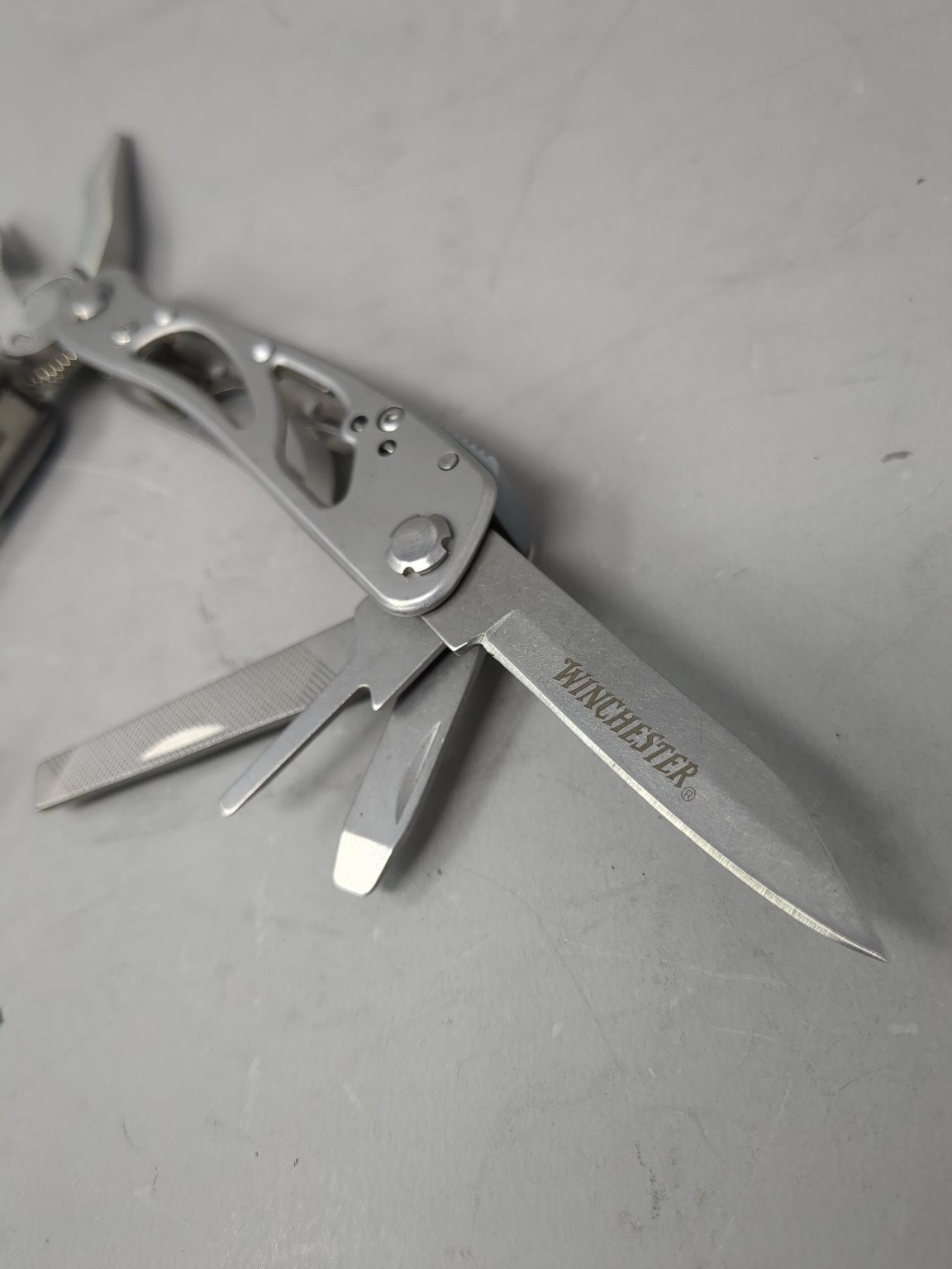 Winchester Multi-Tool Stainless Steel Camping Knife Pliers File +7 Tools