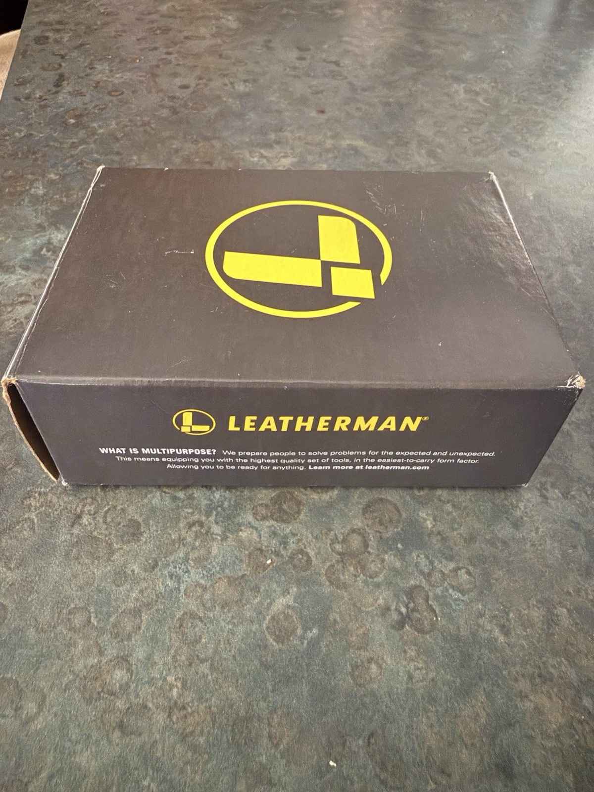 Leatherman – Original Super Tool 300 (Date Stamped 05/19). *NEW IN BOX w/sheath