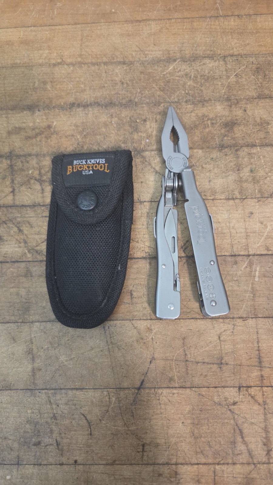 Vintage 1998 – BUCK KNIVES BUCKTOOL – MODEL 360 USA NICE!