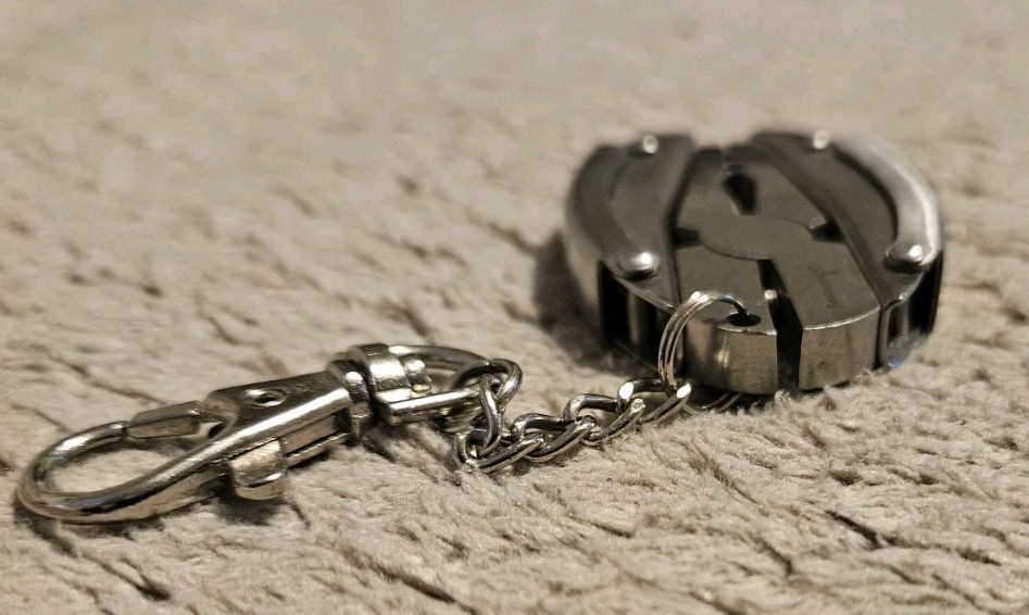 Quarrow Mini Multi Tool 2 Inches Stainless Steel