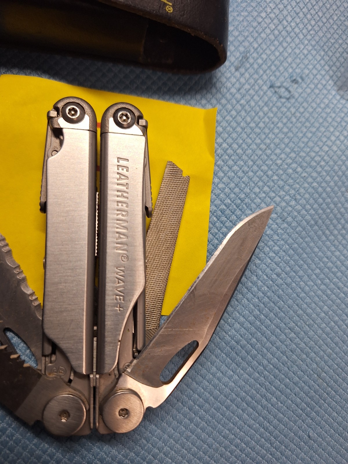 1 Leatherman WAVE Multi Tool FISHING Camping NEW OTHER LOC C06