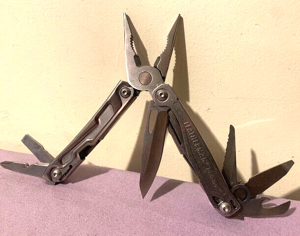 Leatherman Bolster Stainless Steel Multi-Tool With Pliers & Other Tools – Great