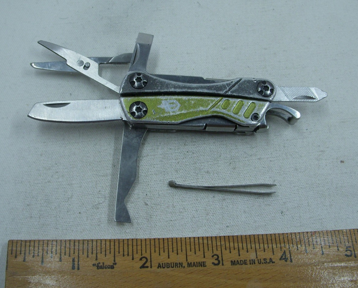 Gerber Dime 4660119D1 Green 11 Function Multi Tool
