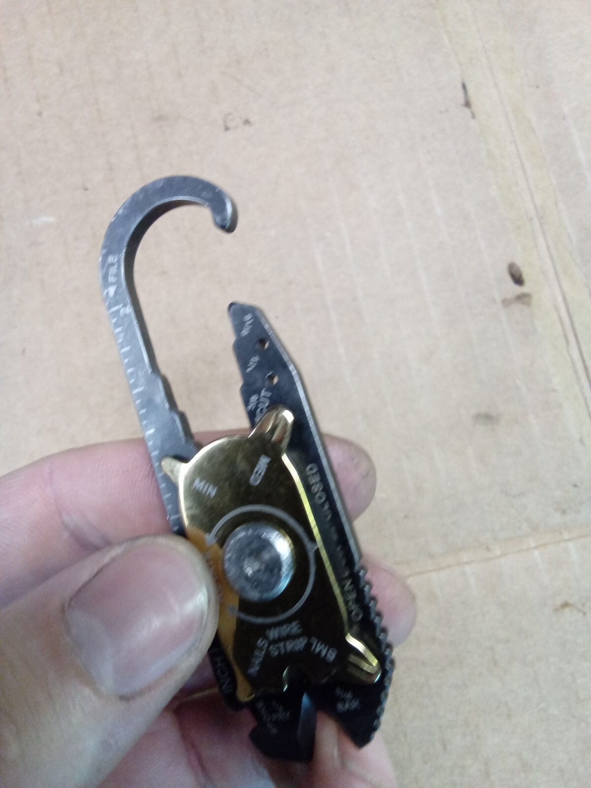 True Utility Fixr 20 In 1 Pocket Tool