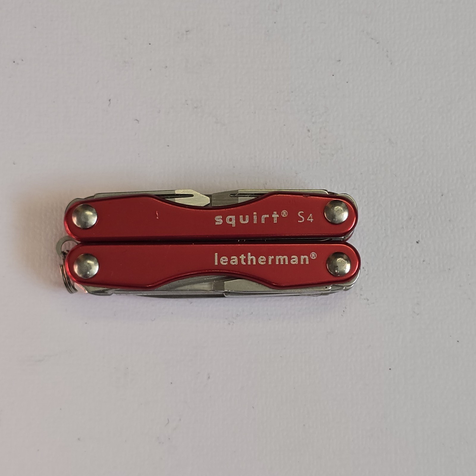 LEATHERMAN SQUIRT S4 MINI TOOL SCISSORS KNIFE MULTI TOOL