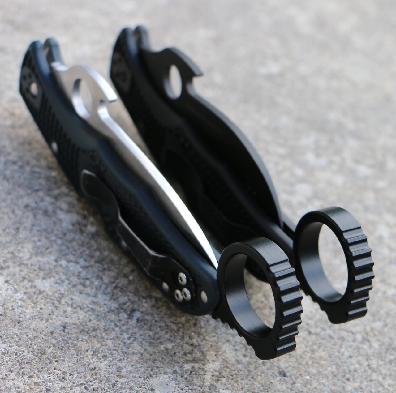 Aluminum Signet Ring Back Spacer – For Spyderco Endura C10 & Delica C11 | Black