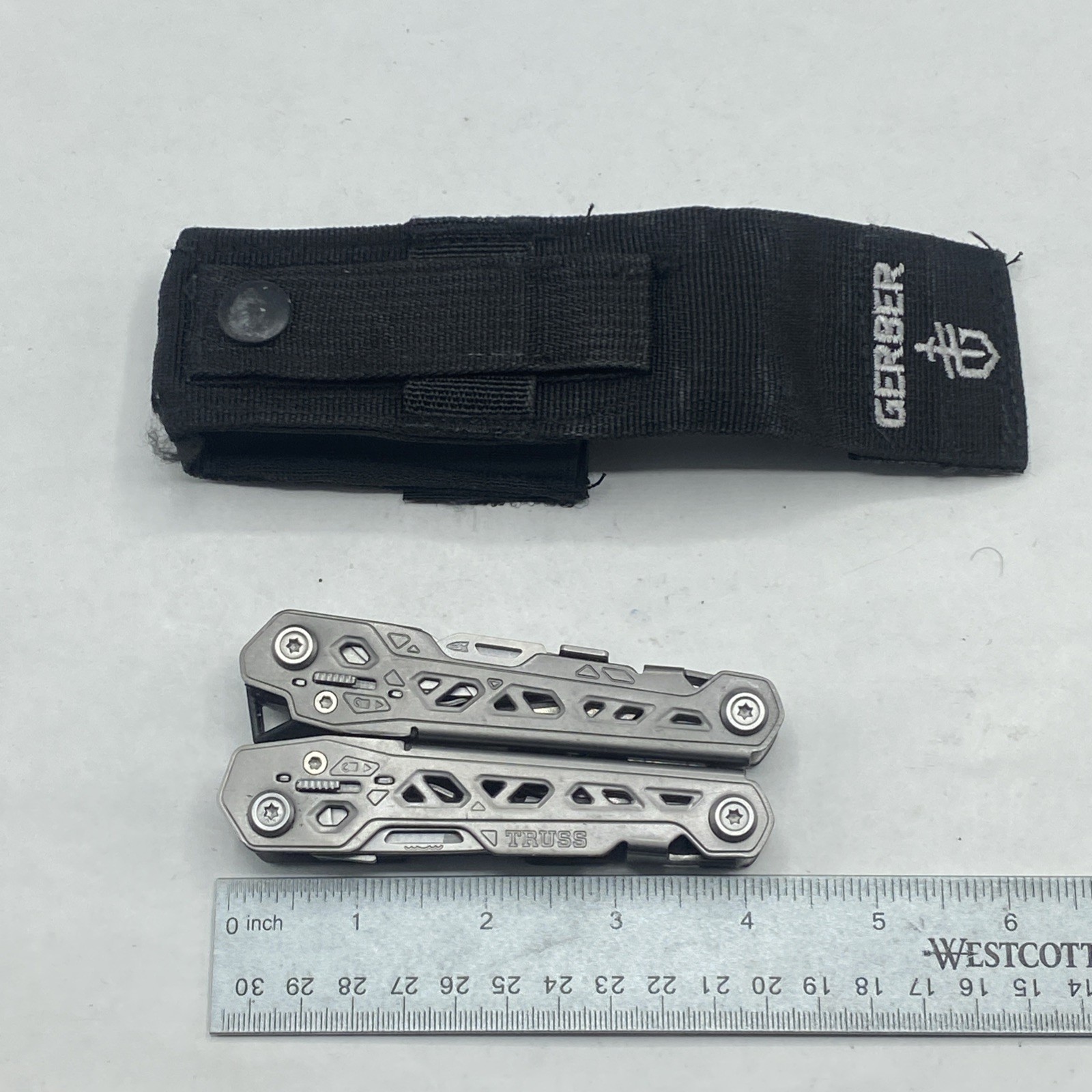 Gerber Truss Multi Tool with Sheath – Gray