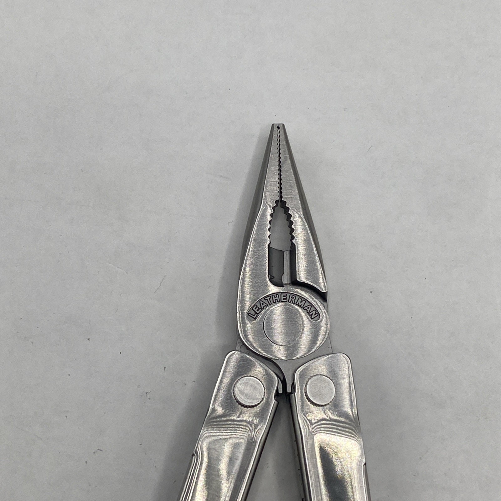 Leatherman Bond Multi Tool – Silver