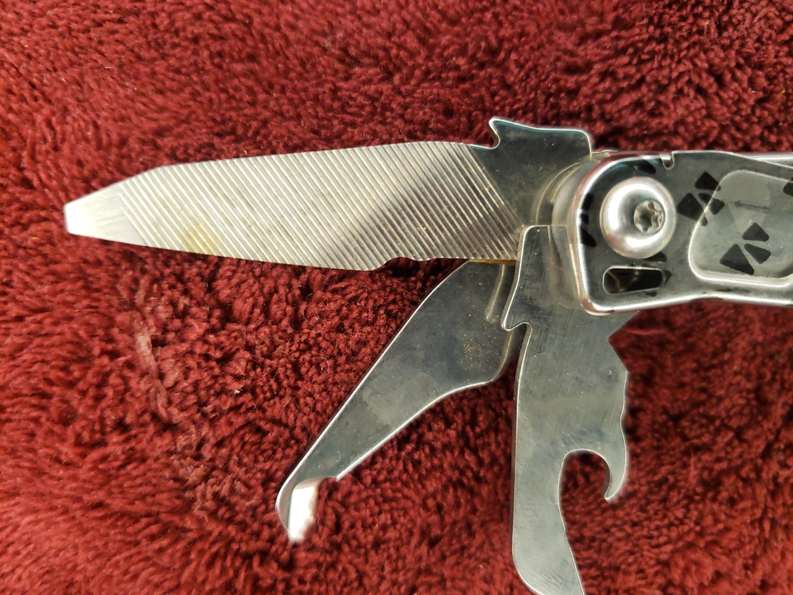 Leatherman Rev Multi Tool Knife Pliers Earlytrade print