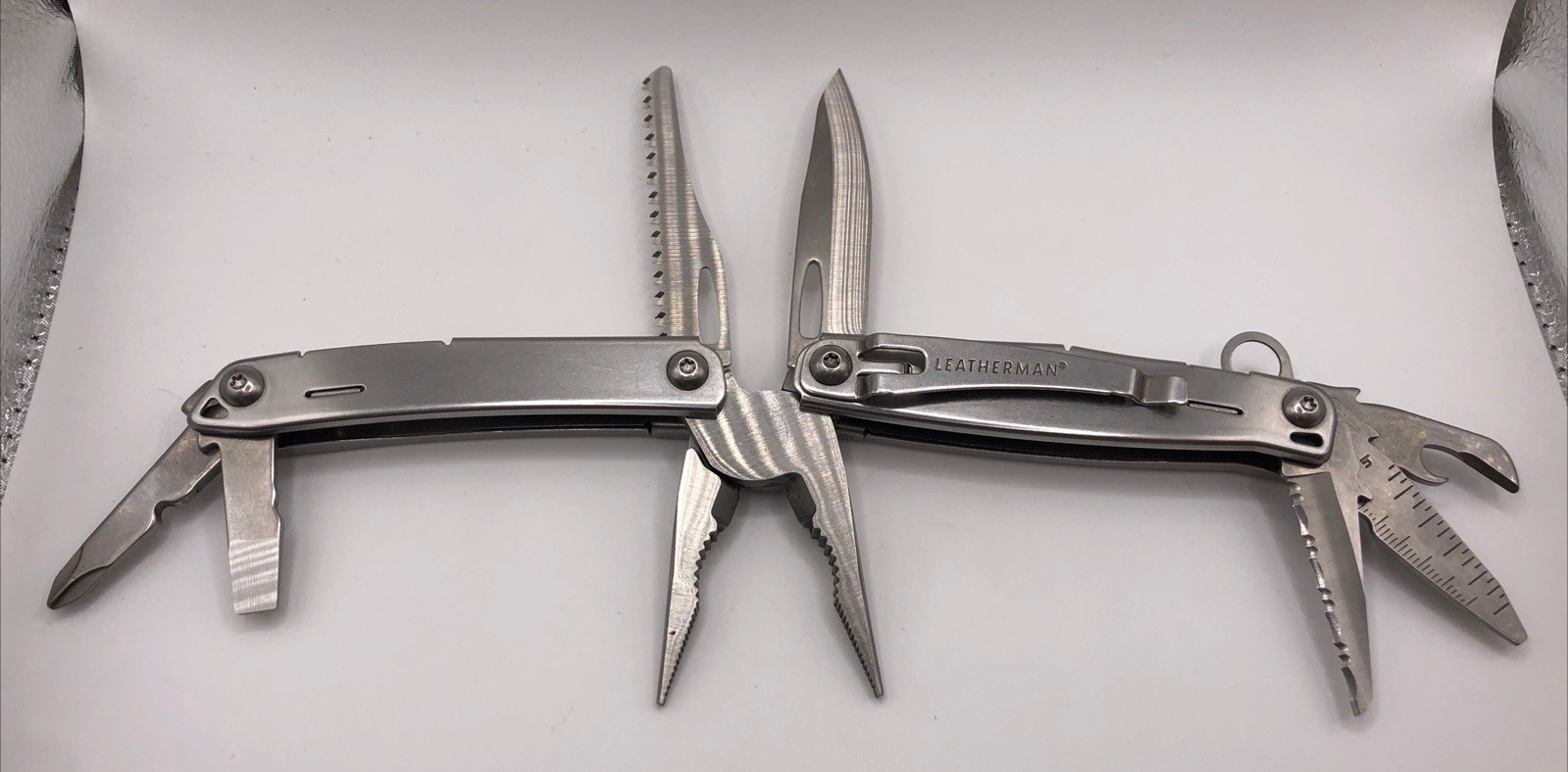 Leatherman Sidekick 14-in-1 Multi-Tool Pocket Knife